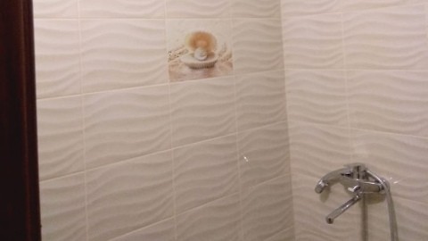 Ремонт бежевой ванной комнаты