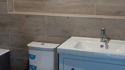 Отделка и ремонт совмещенной ванной комнаты